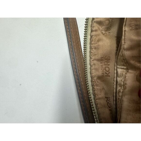 Michael Kors Fulton Vanilla Signature Large Zip Clutch Wristlet Purse See Notes - Picture 8 of 16